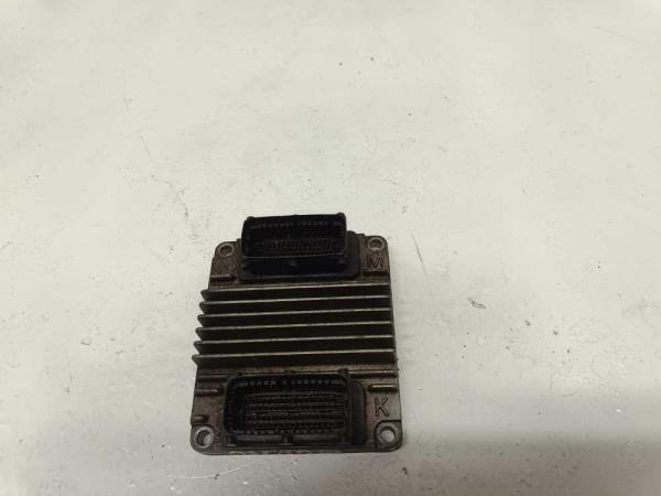 BOITIER GESTION INJECTION OPEL 1.7DTI - Vue 1